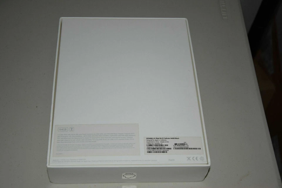 Apple iPad 3 3rd Generation 64GB MD406LL/A Wi-Fi + 4G Cellular GSM Unlocked Blak - Image 2 of 4