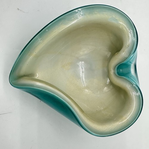 Murano Venetian Ashtray Mid-Century Aventurine Art Glass Heart Shape - Picture 7 of 18