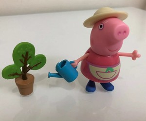 peppa pig granny pig figure