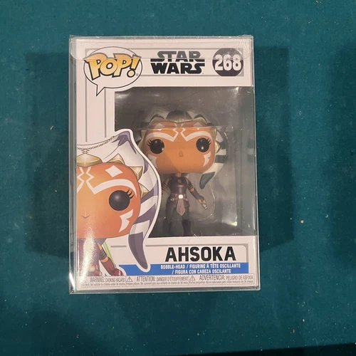 Funko Pop! Star Wars: Clone Wars - Ahsoka Tano w/ Lightsabers #268 W/ protector!