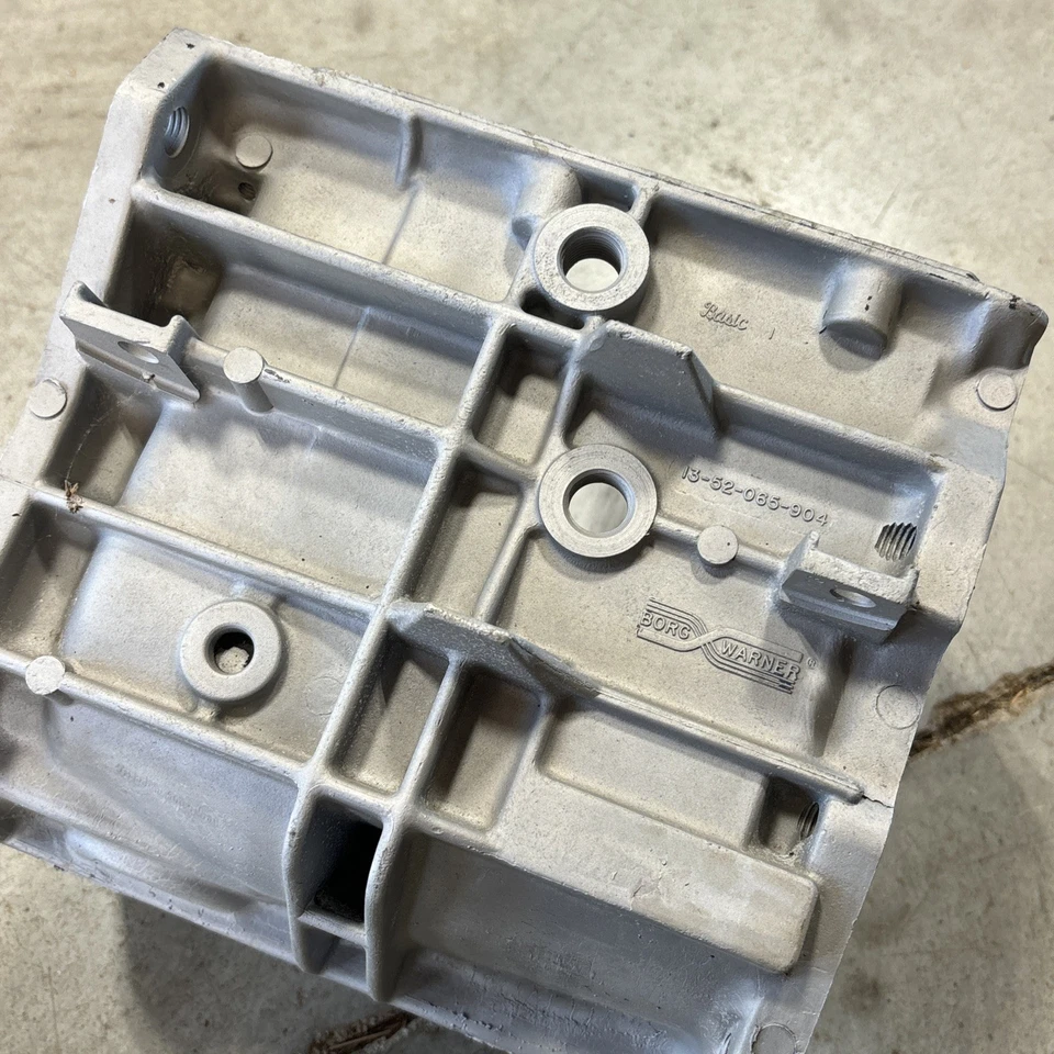 T5 Borg Warner Tremec Main Case 13-52-065-904 OEM Mustang Camaro S10 Clean Used - Image 3 of 4
