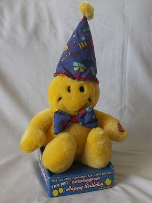 Dan Dee Tickle Tickle Wiggle Wiggle Smiley Face Plush Happy Birthday Song Tested