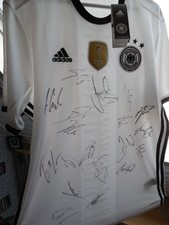 Nationalmannschaftstrikot nach WM 2014 original signiert - Trikot Neuware