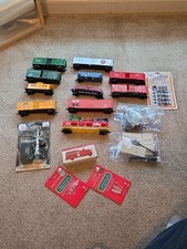 Ho Scale Model Train Cars Lot Of 11 Mixed Rolling Stock And Parts Lot