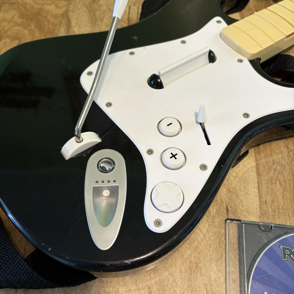 Rock Band Fender Stratocaster Wii Guitar with  DONGLE & 5 Game Microphone Bundle - Image 3 of 4