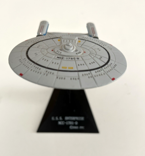 Star Trek USS Enterprise NCC-1701-D 2003 nave espacial modelo Furuta - Imagen 2 de 19