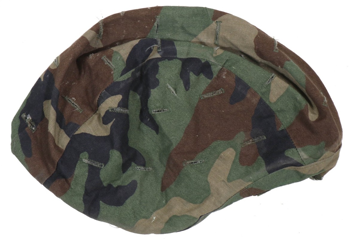 カモフラージュ CAMOUFLAGE: WarGuy Hartcup 洋書 s-l1200.jpg