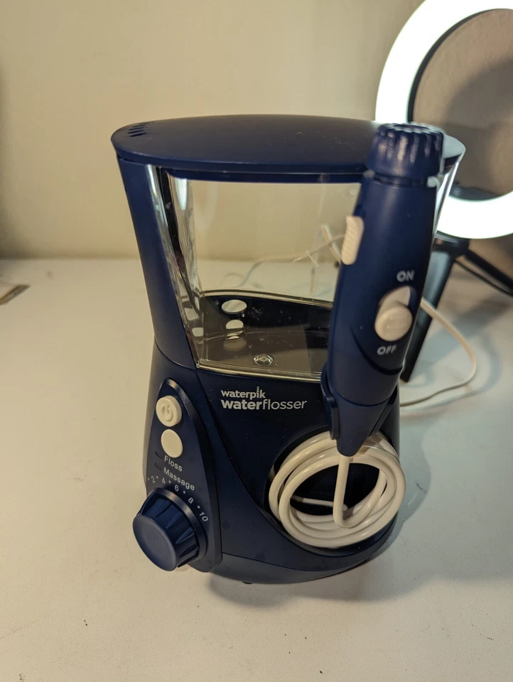 Waterpik Aquarius Water Flosser Profesional para Dientes, Encías, Frenos, Coche Dental Foto 2 de 4