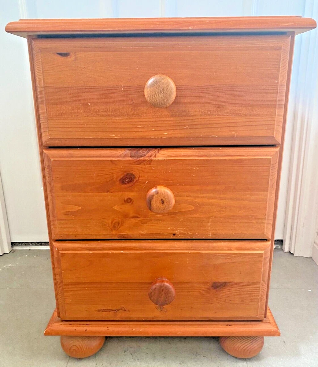 3 Drawer Solid Natural Pine Bedside Chest of Drawers on Bun Feet GLASGOW COLLECT