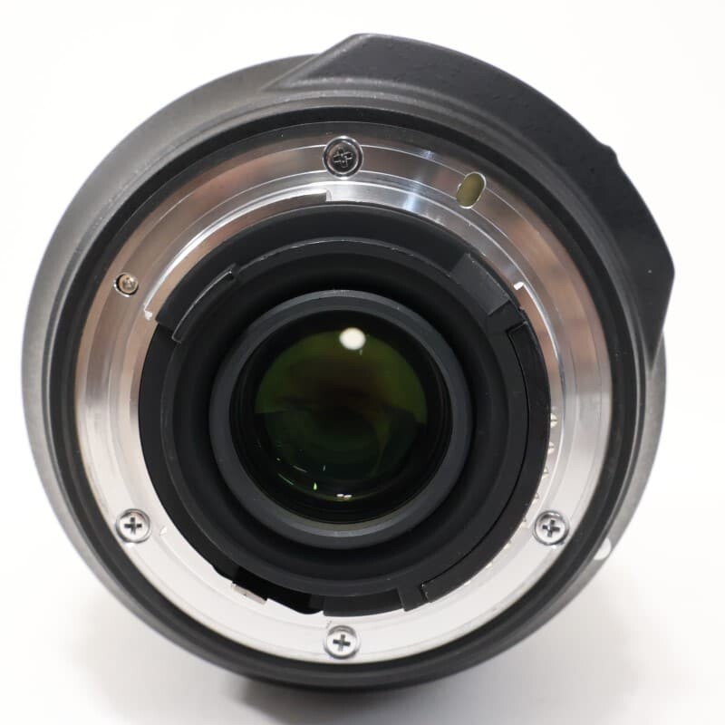 Near Mint Nikon AF-S DX NIKKOR 18-300mm F/3.5-5.6 G ED VR