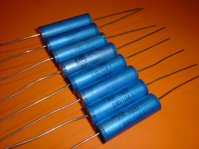 8x 3000pF/1200V axial KP1832 Kondensator Roederstein 