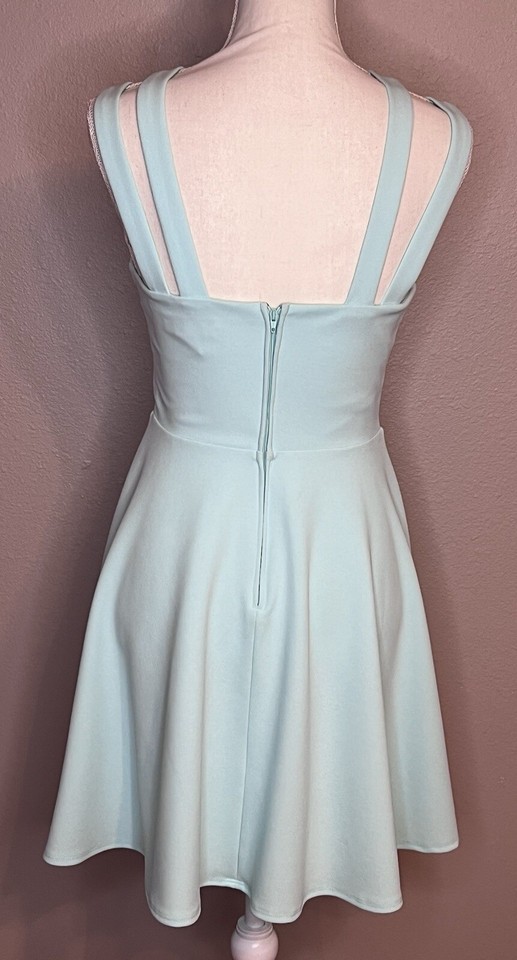 B. Darlin Junior’s Size 5/6 Double Strap Fit & Flare Party Dress Women