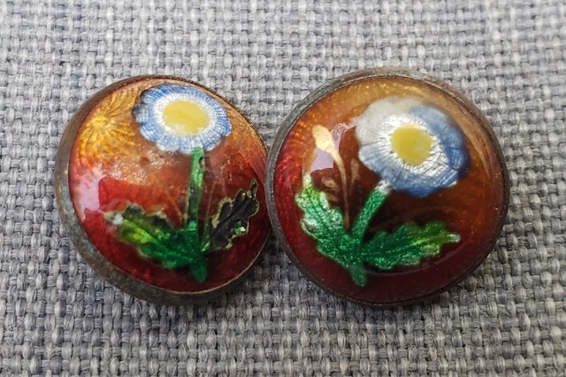 RARE Pr Antique Buttons Gorgeous Gin Bari Enamel Button Floral Plant Life 1/2" RARE Pr Antique Buttons Gorgeous Gin Bari Enamel Button Floral Plant Life 1/2"
