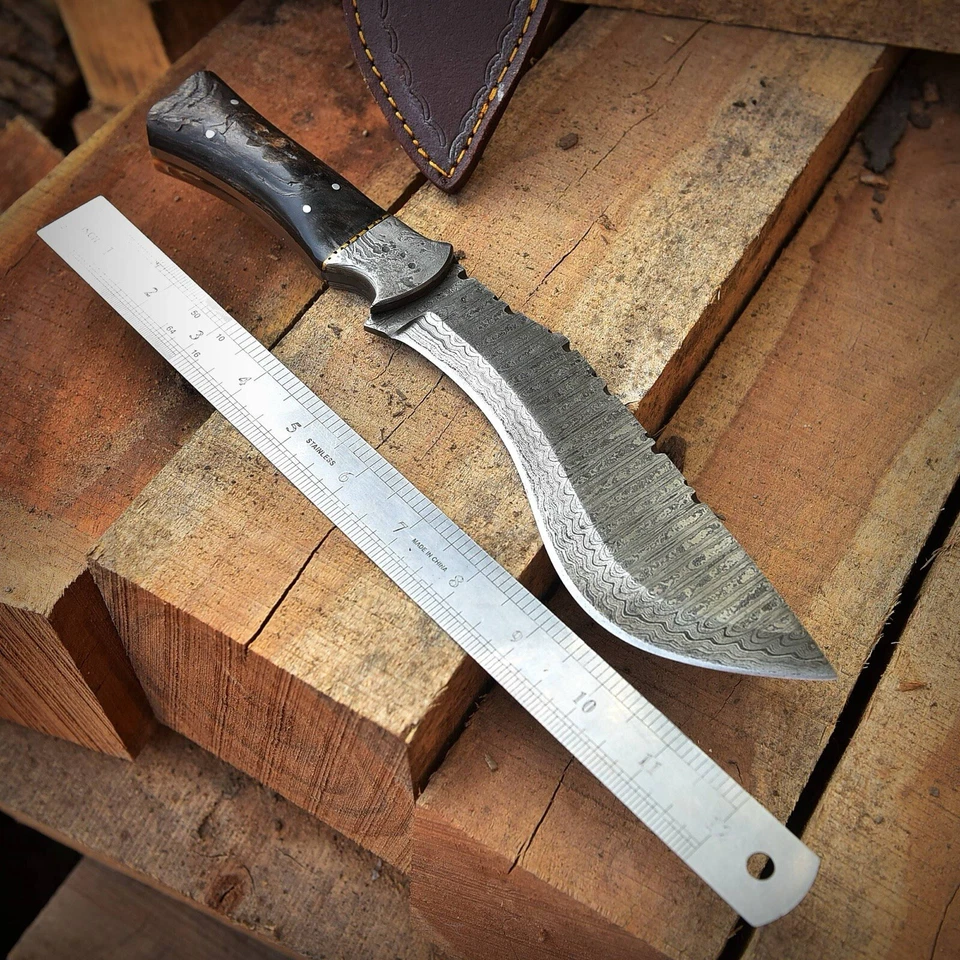 Faca de aço Damasco real feita à mão 12 Gurkha Kukri cabo de chifre Bowie Ram - Imagem 3 de 4