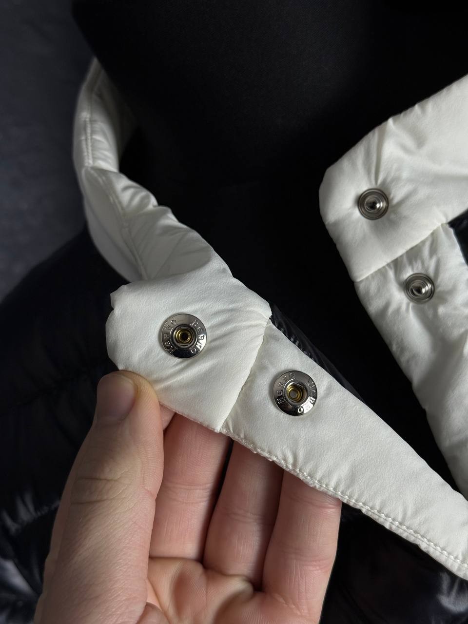 HERNO Women's Lightweight Down Jacket - image 5