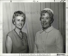 1969 Press Photo Marguerite S. Ahern and Joyce N. Benoit AAIN President