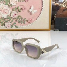 Dior 70056 Oversized Square Sunglasses Beige Gray Purple Gradient Lens NEW CASE