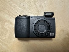 Ricoh GR Digital II GRD2 Compact Digital Camera Built-in Flash-Used 95% New