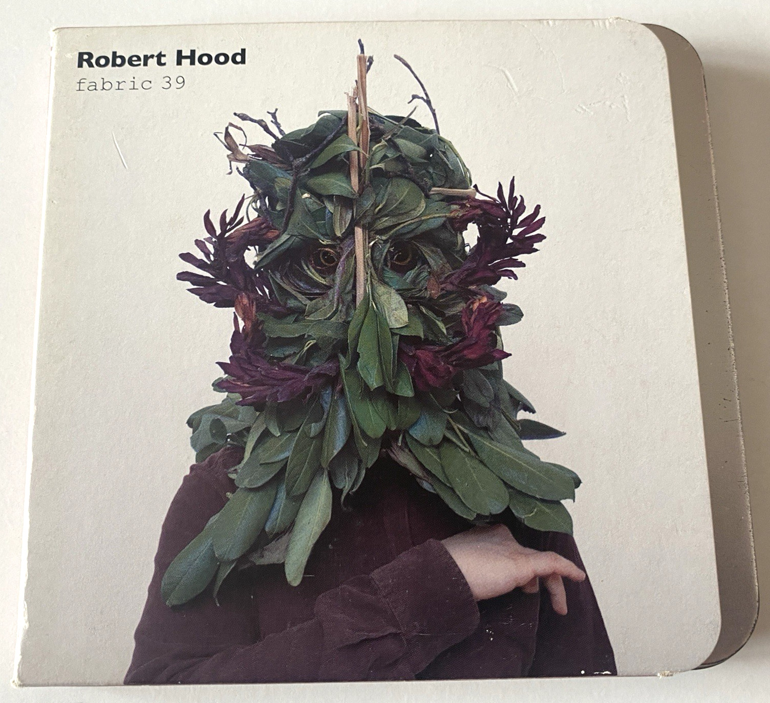 Robert Hood – Fabric 39 UK CD Album 2008 Metal Case & Slipcase 32 Tracks