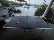 Stiga Ping Pong Table, Paddles, Net And Balls