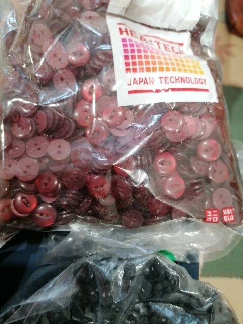 Lotto Bottoni Plastica, Vintage 1970 - Immagine 3 di 4