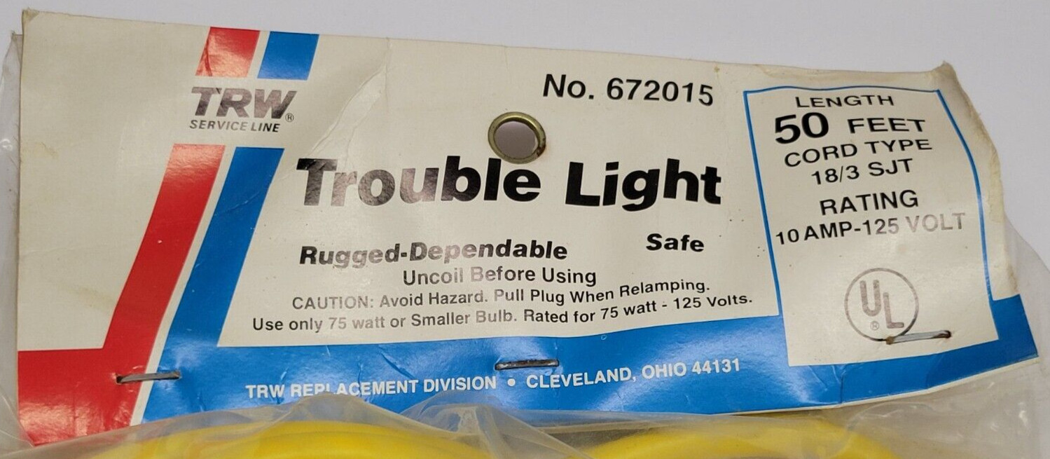 TRW 50 FT HD Mechanics Underhood Trouble Work Light w/ Outlet 18/3 SJT Made USA