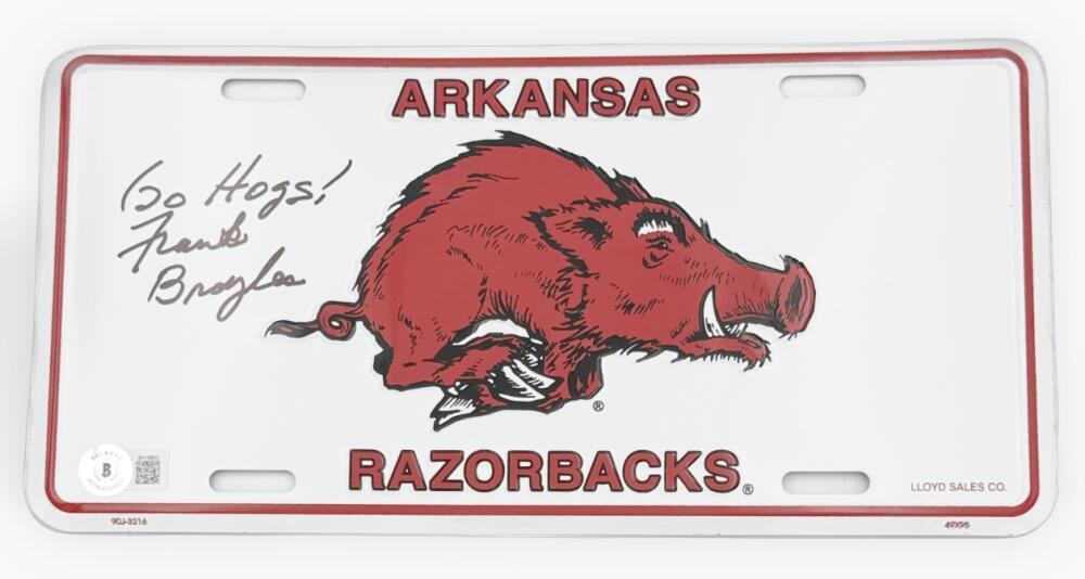 FRANK BROYLES Autographed Signed ARKANSAS RAZORBACKS LICENSE PLATE HOGS BAS K53 