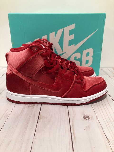 nike sb red velvet