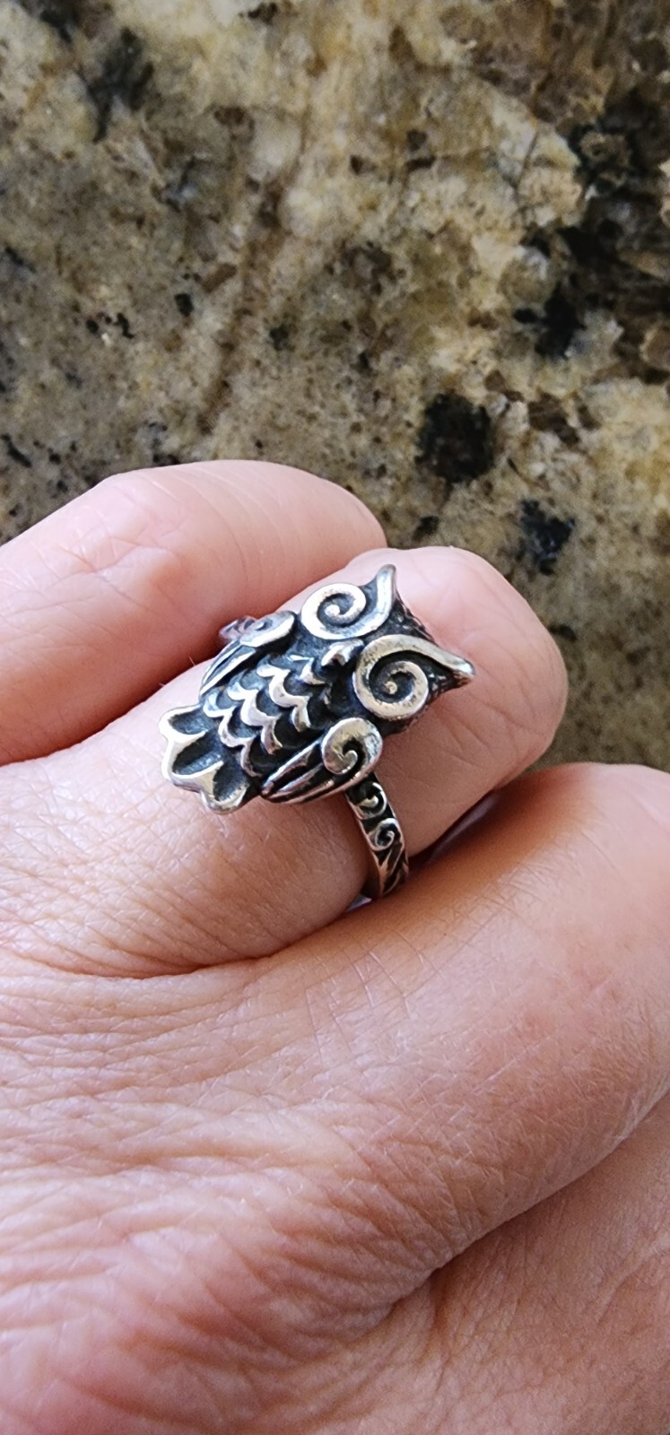 Retired James Avery Size 8 Owl Ring Sterling Silver N… Gem