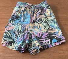 Time and Tru Shorts, FLORAL, Elastic Waist, Front Pockets, Size XL 16-18 ,