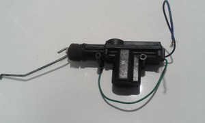 932037992 Stellmotor Tankklappe ZL932037992 Ford Transit DE822670-52