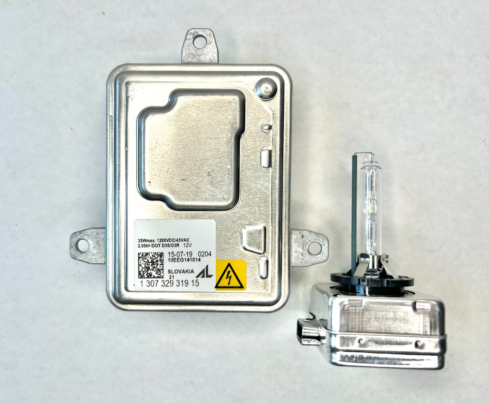 New OEM for 14-16 Maserati Ghibli Xenon Ballast HID Control Unit Module + Bulb
