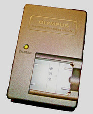 Olympus Li-Ion Battery Charger Li-60c w/ Wall Plug