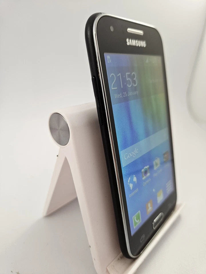 Samsung Galaxy J1 Black Unlocked 4GB 4.3" 5MP Android Smartphone - Image 3 of 4