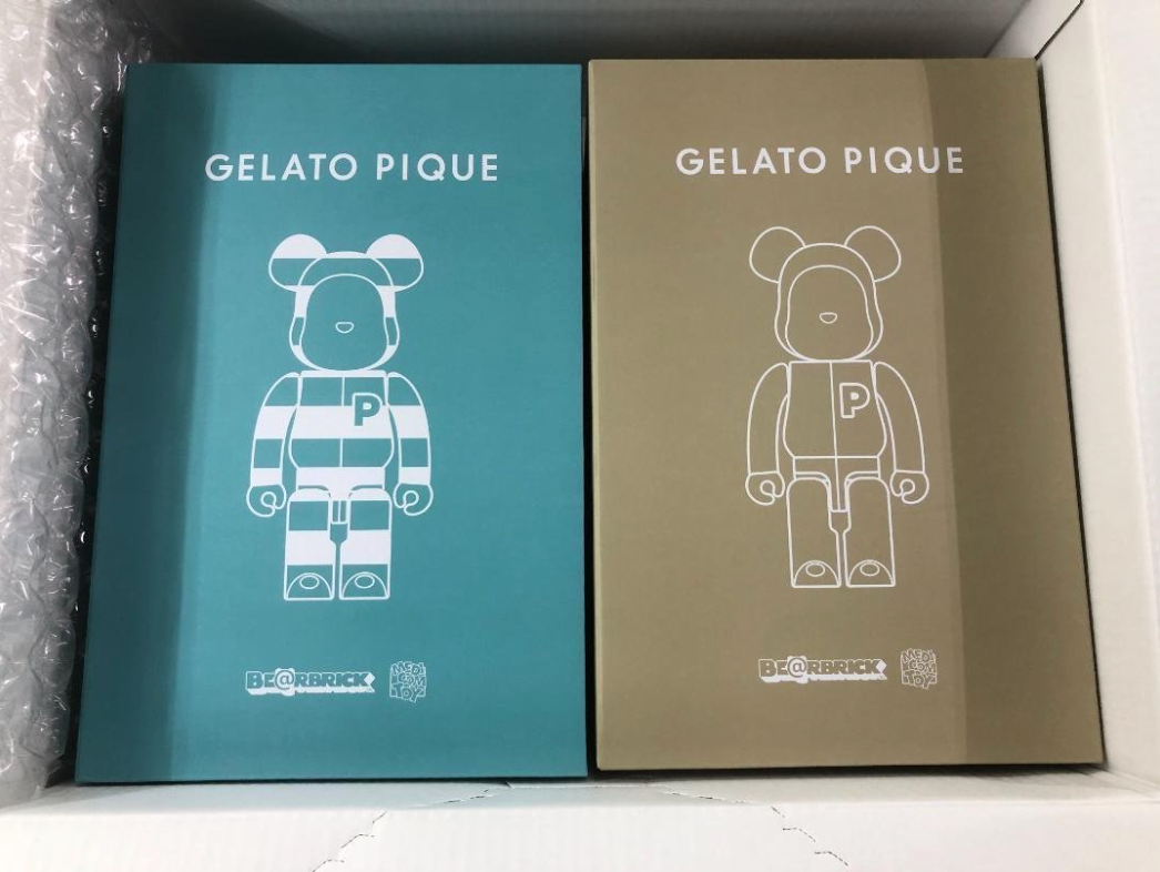 MEDICOM TOY GELATO PIQUE × BE@RBRICK MINT & BEIGE 400% Set MEDICOM TOY GELATO PIQUE × BE@RBRICK MINT & BEIGE 400% Set