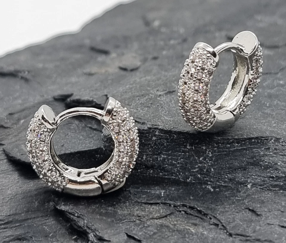 Orecchini a cerchio da uomo cerchietti argento oro con zirconi per donna 15 mm - Immagine 4 di 4