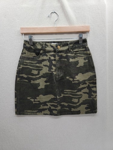 NWT LELIS Collection Camo Denim Mini Pockets Skirt Size- S