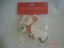 NEW in PACKAGE Vtg. AMSCAN HONEYCOMB SANTA TABLE DECORATION Taiwan 5" high