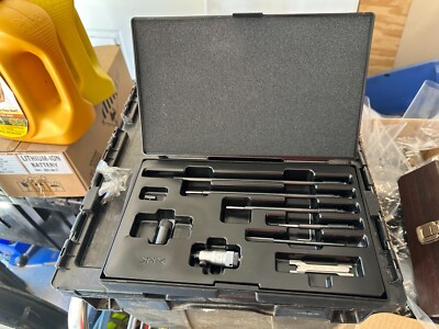 Mitutoyo 141-233 IMS-12''R Inside Micrometer Set - Complete