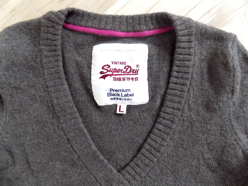 Suéter para mujer SUPERDRY PREMIUM BLACK LABEL manga larga (L) Foto 3 de 4