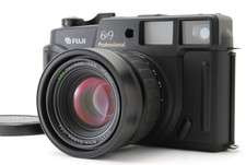 count 163 MINT Fuji Fujifilm GW690 III 6x9 Format Film Camera From JAPAN