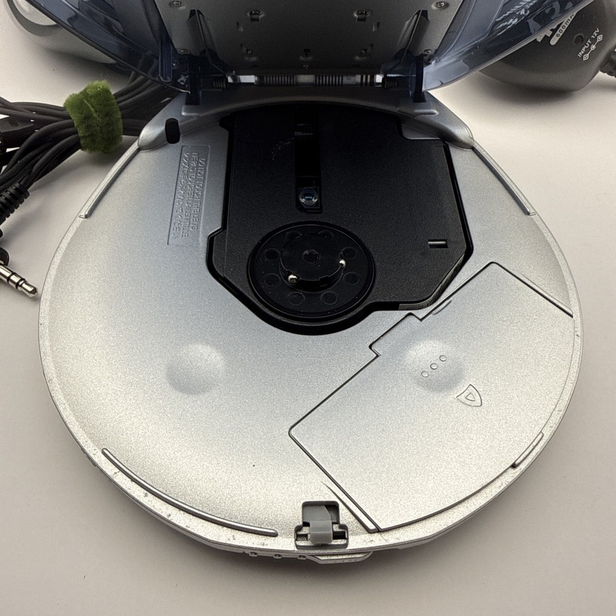 Philips Powersaving 40 ESP3 Personal CD Player 40 Second Skip