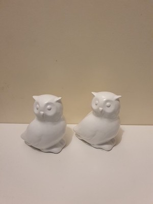 2 x Keramik matt weiß bemalt Chrom Eule Figur / Dekoration 10 cm