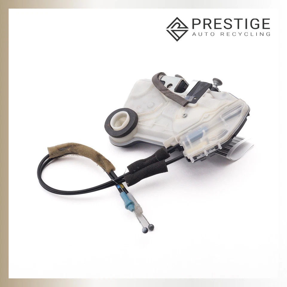 Actuador de cierre de puerta delantero derecho Toyota Prius V Mirai 2015-2015 69030-53120 Foto 3 de 4