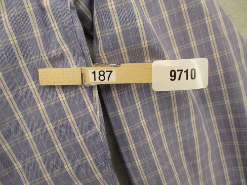 David Donahue Button Up Shirt Men's Large Blue White Gold Geometric Pattern - Picture 12 of 12