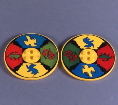 LEGO  2x runde gelbe Scheibe ca 6,5 cm Ritter Löwe Adler Schlange 6177 Chima
