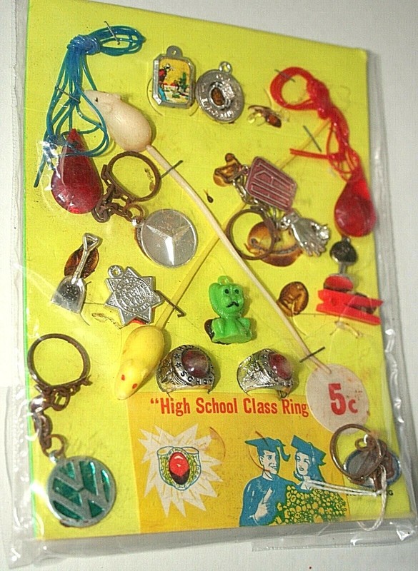 Vending Toy Gum Machine 19 Prizes Car Key Chains VW Fiat Merc Header Card 1960s