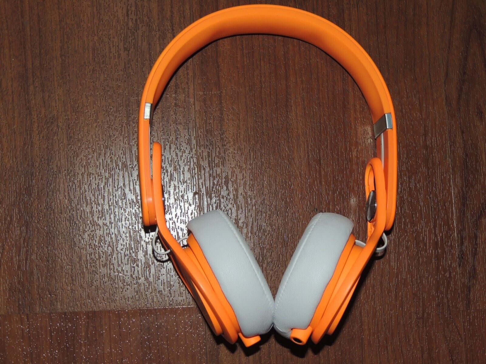 Best Buy: Beats Mixr On-Ear Headphones Neon Orange 900-00097-01