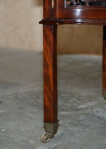 COLLECTABLE ANTIQUE THOMAS CHIPPENDALE BREAKFAST SUPPER FLAMED MAHOGANY TABLE - Picture 6 of 12