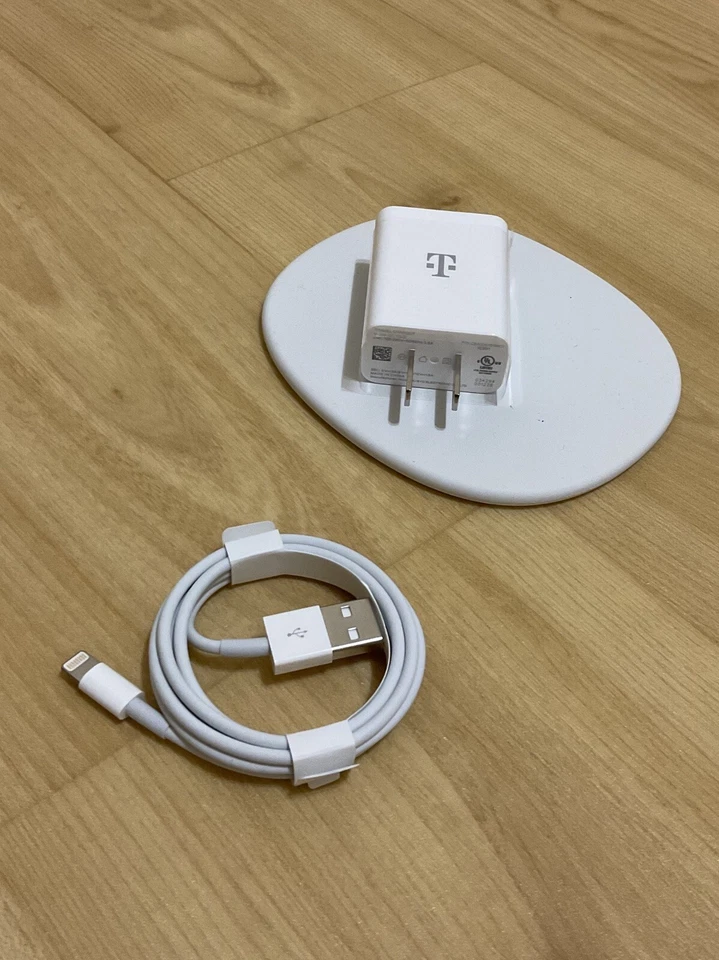 New original genuine T-MOBILE IPHONE 11&12 IPHONE 13 OEM LIGHTNIN WALL CHARGER - Image 4 of 4